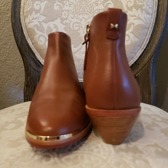 Ted Baker London Brown Ankle Boots - Picture 2 of 3